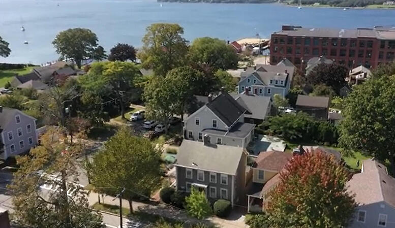 Bird&#39;s Eye of 275 Hope